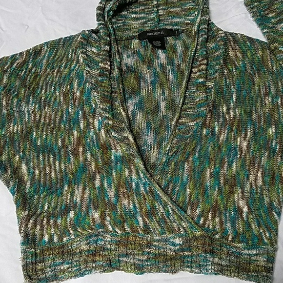 Arden B. Crop Hoodie size small - Picture 3 of 5